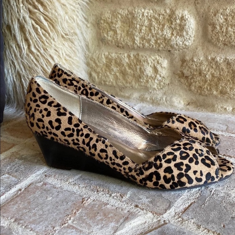 Steven by Steve Madden 7.5 Peep Toe Leopard Wedge